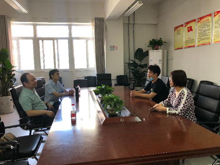 师范学院赴浐灞二小等6所小学对接毕业生就业事宜