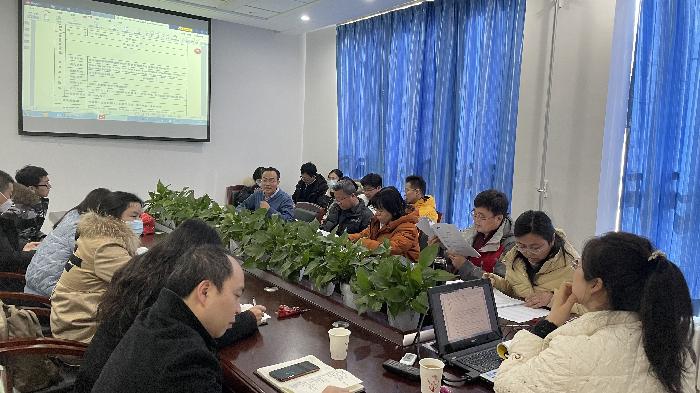机械与材料工程学院组织召开国家自然科学基金项目申报指导会