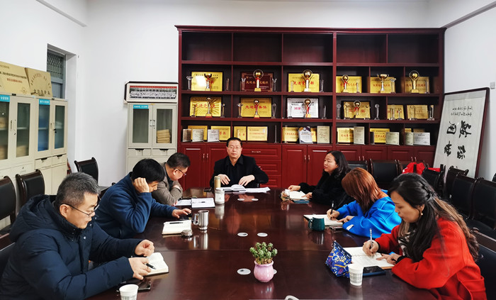 经济管理学院召开党政联席会
