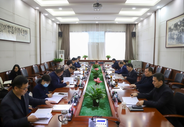 学校领导班子召开2022年度民主生活会