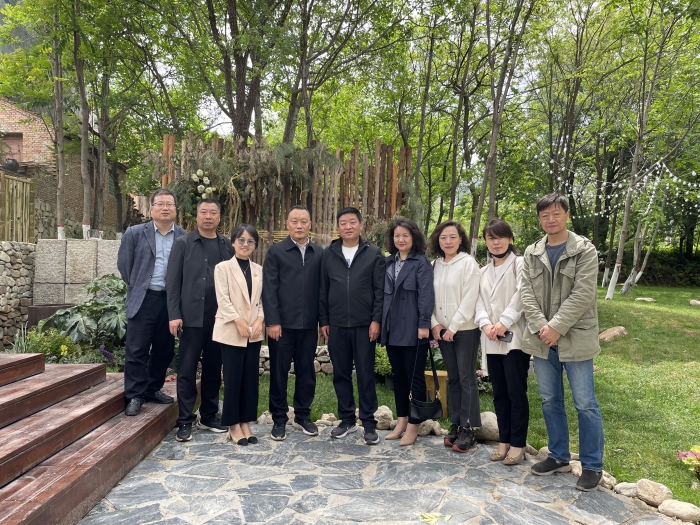 美术与设计学院、音乐学院赴蓝田县九间房镇考察调研