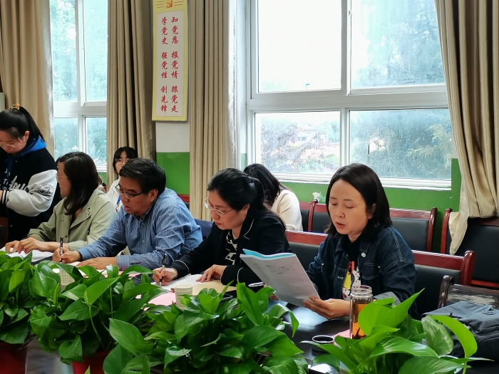 师范学院在周至县马召镇知行小学开展教研活动