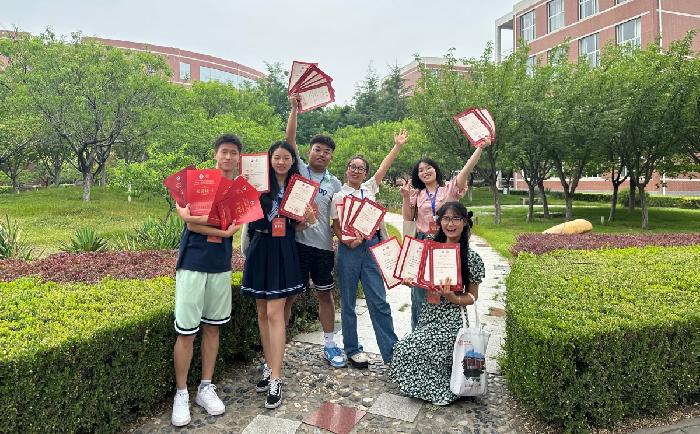 我校学子在“华文”高校学前教育师范生教学技能测试比赛中获佳绩