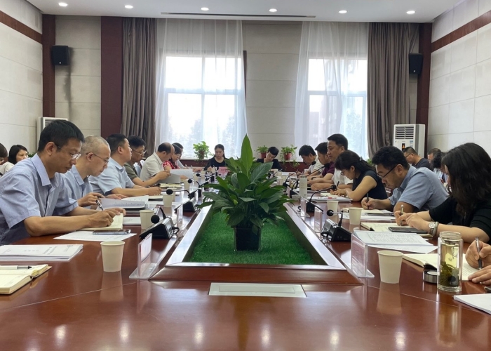 学校召开本学期首次科研院长例会暨国家级项目申报动员会