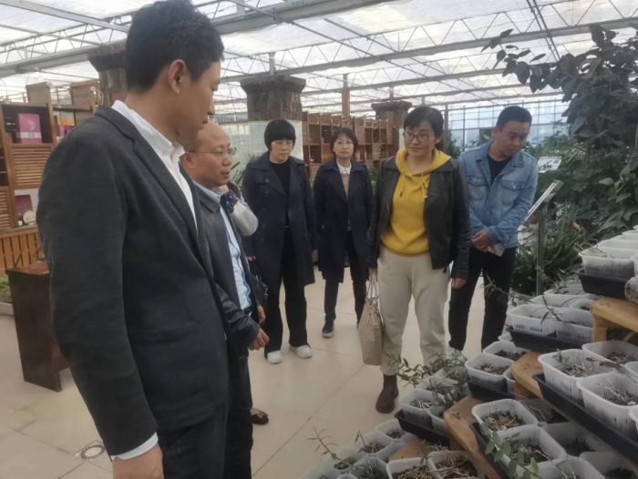 生物与环境工程学院赴陕西师范大学重点实验室参观交流
