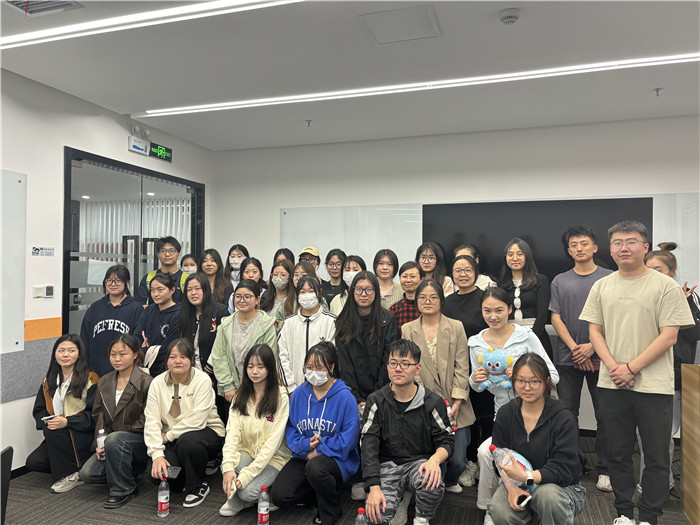 多方联动促就业 百日冲刺齐帮扶——外国语学院启动2024届毕业生“百日促就业”专项行动