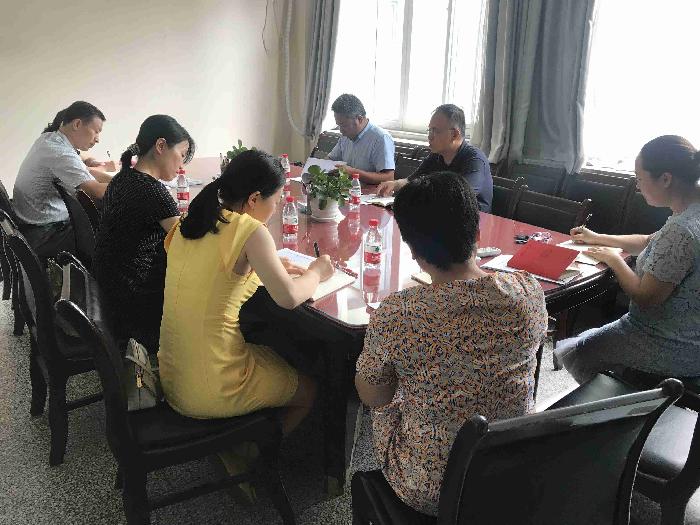 学校召开学习贯彻《关于深化新时代学校思想政治理论课改革创新的若干意见》座谈会