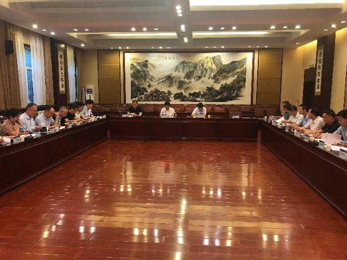 我校召开2021届毕业生学士学位评定会