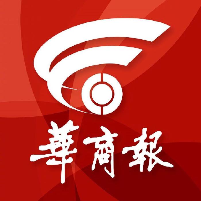 【华商报】：西安文理学院书法专业大学生摆摊写春联-主要目的是社会实践