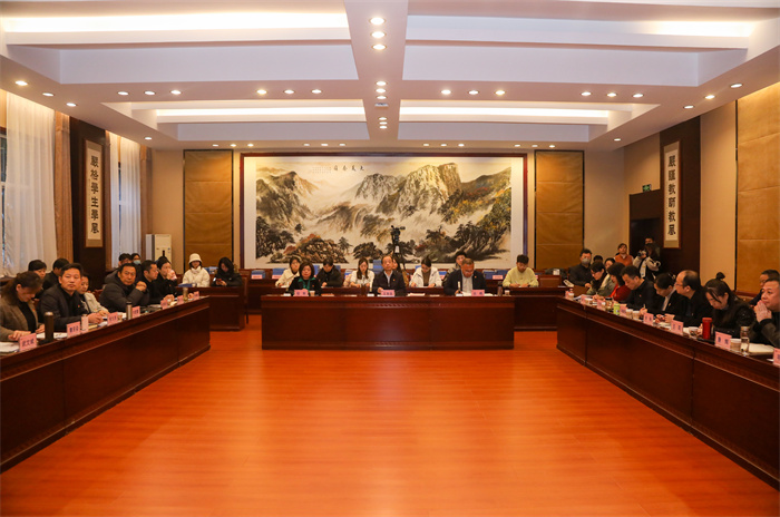 学校召开2023年度基层党组织书记抓党建述职评议大会